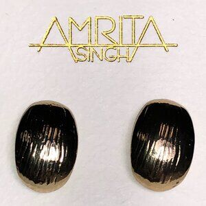 Amrita Gold Stud Earrings